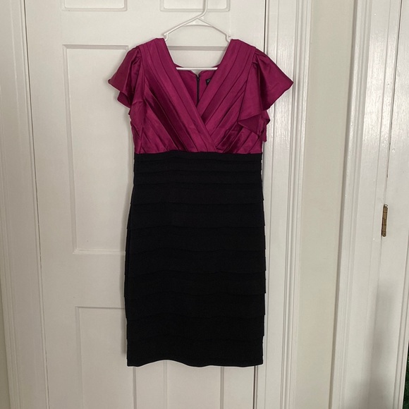 Black and raspberry cocktail dress - Picture 1 of 3